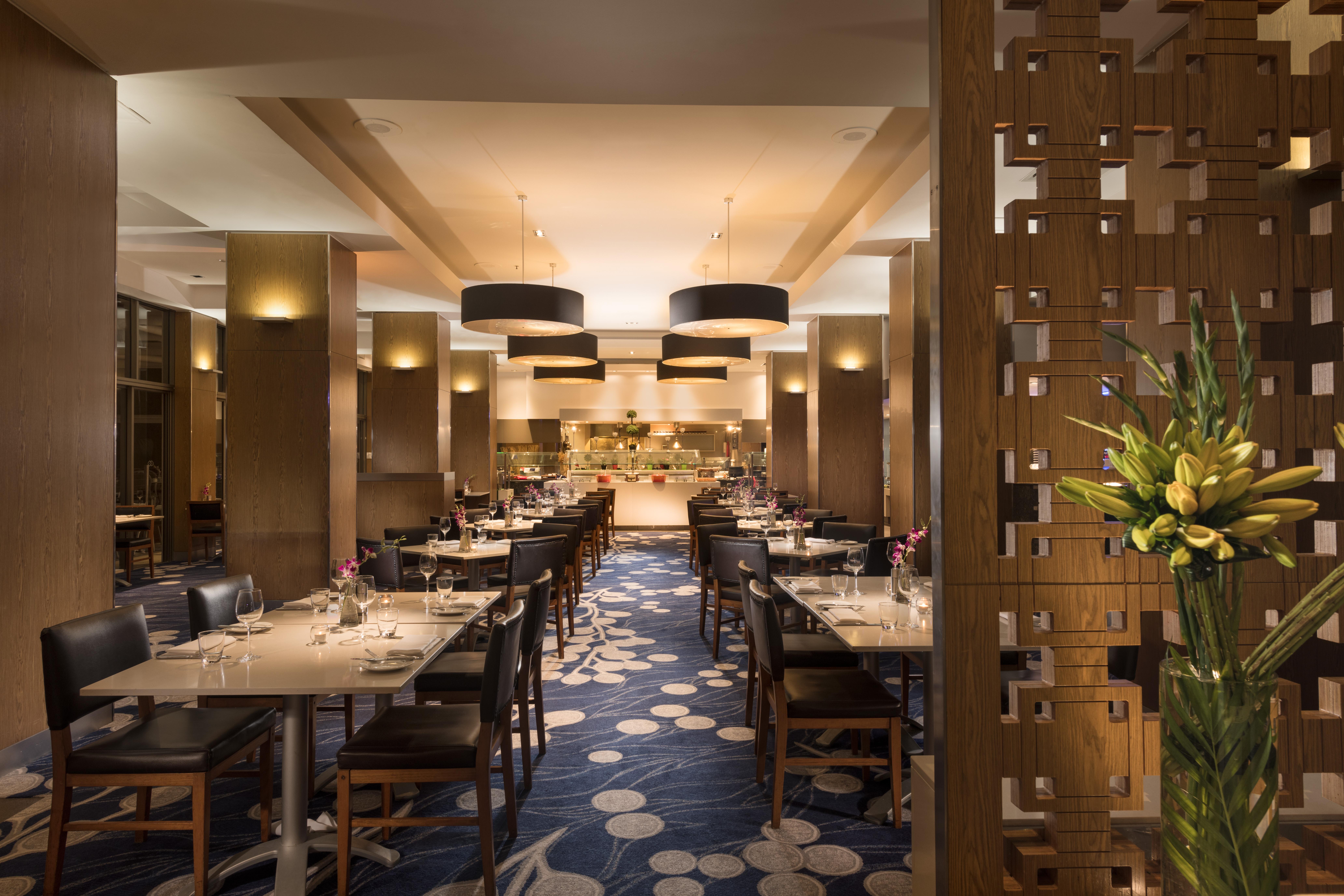 Sofitel Gold Coast Broadbeach Kültér fotó The restaurant