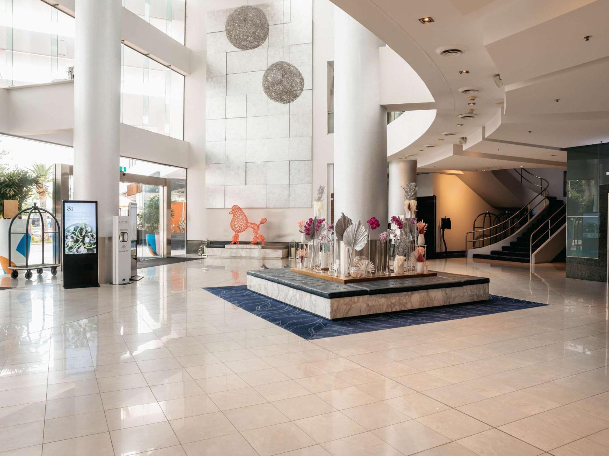 Sofitel Gold Coast Broadbeach Kültér fotó Lobby